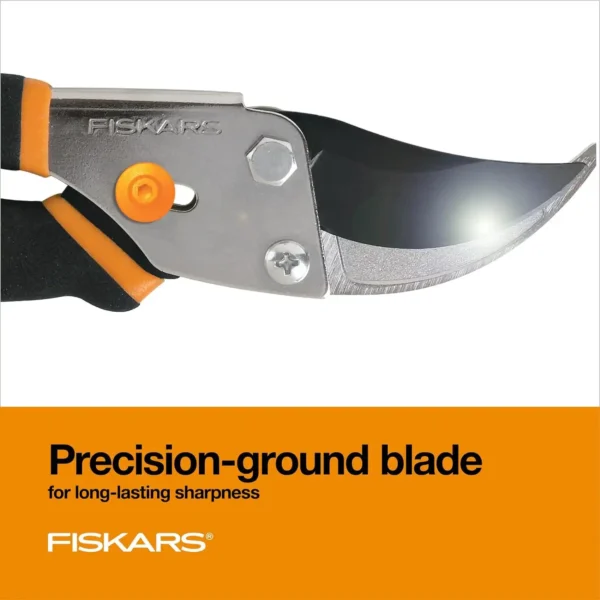 Fiskars Bypass Pruning Shears 5/8” Garden Clippers - Plant Cutting Scissors with Sharp Precision-Ground Steel Blade